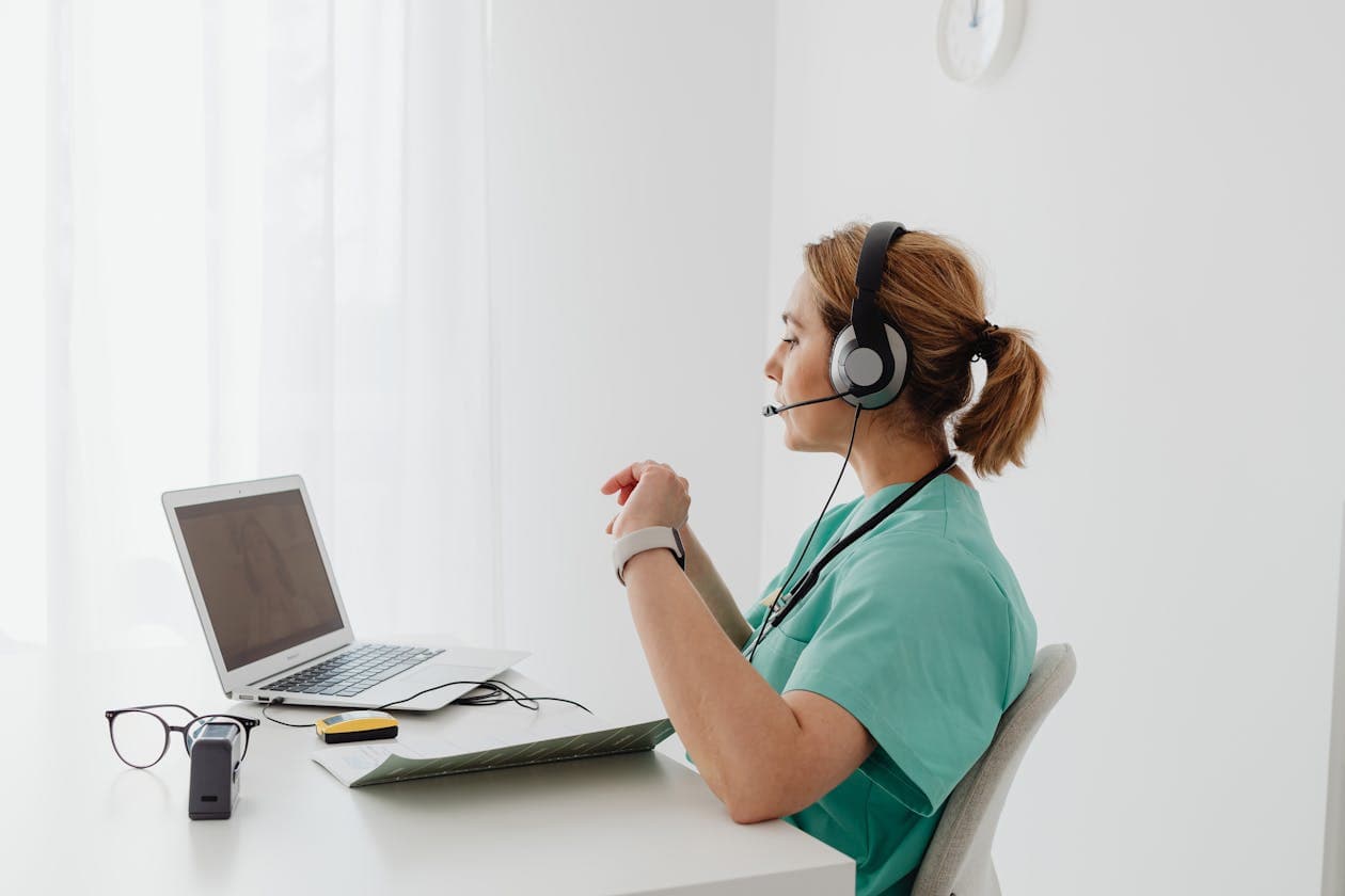 Tampa Medical Web Design Services - Healthcare Practice Websites Modern Tampa medical office with professional healthcare web design displayed - Medical Web Design Tampa